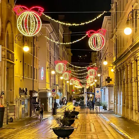 アパート Exclusive